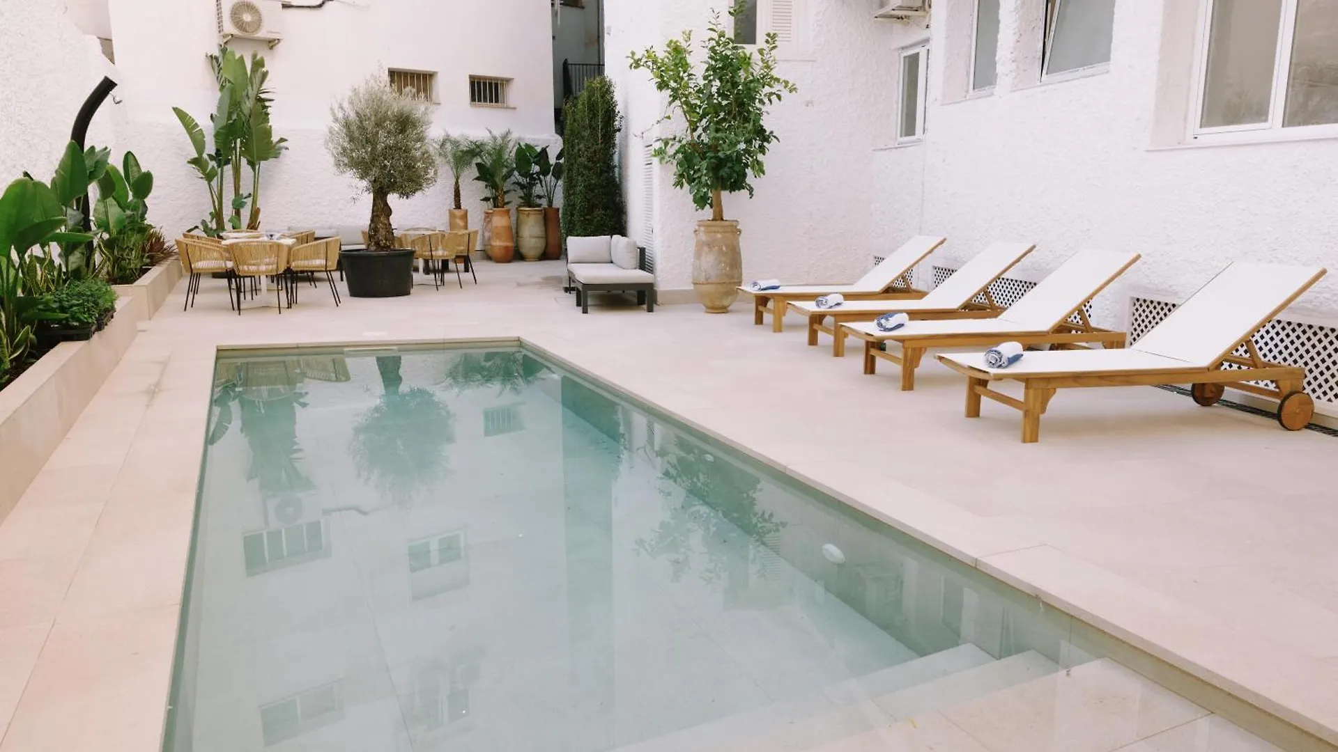 Apartamentos Buendia Suites - Torremolinos Centro location
