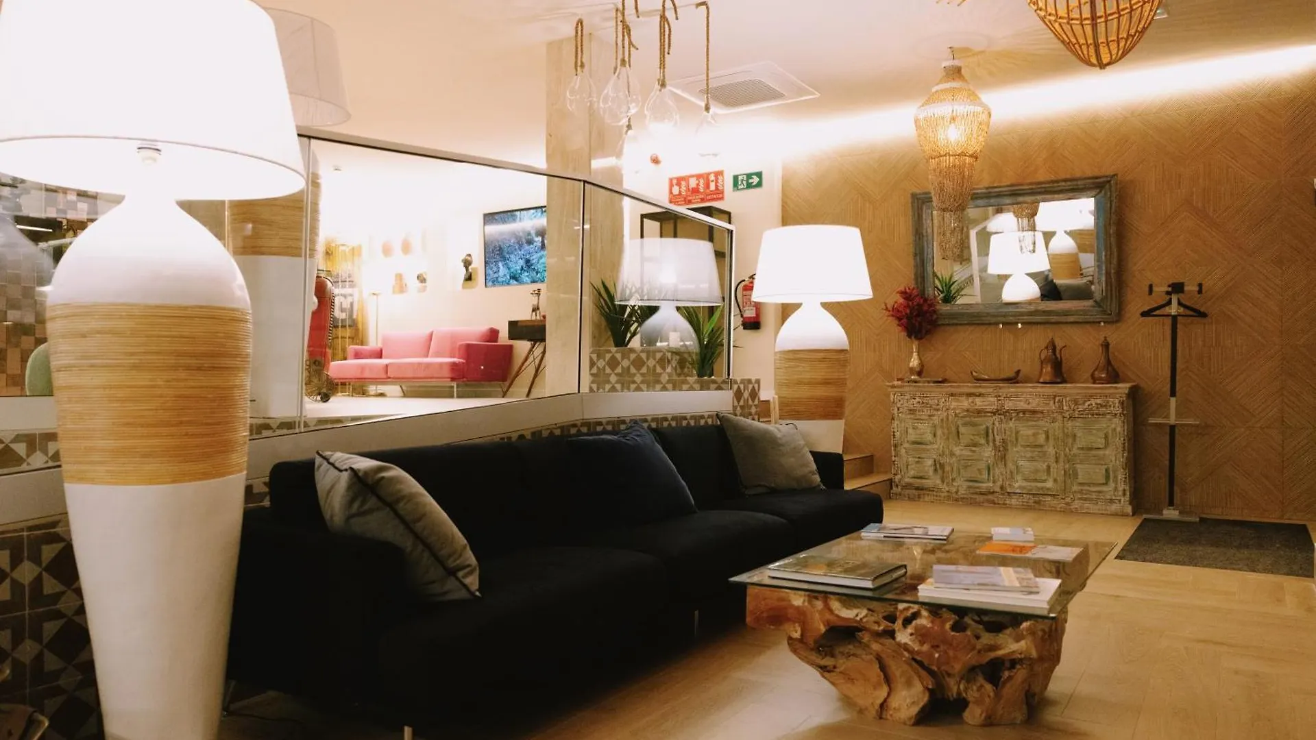 Aparthotel Apartamentos Buendia Suites - Torremolinos Centro