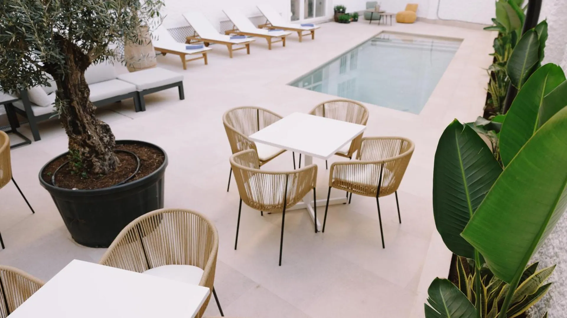 Apartamentos Buendia Suites - Torremolinos Centro 0*,  Spain