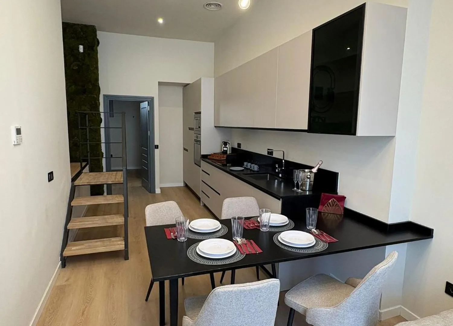 Apartamentos Buendia Suites - Torremolinos Centro