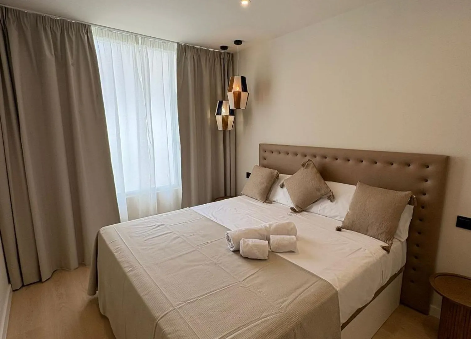 Apartamentos Buendia Suites - Torremolinos Centro