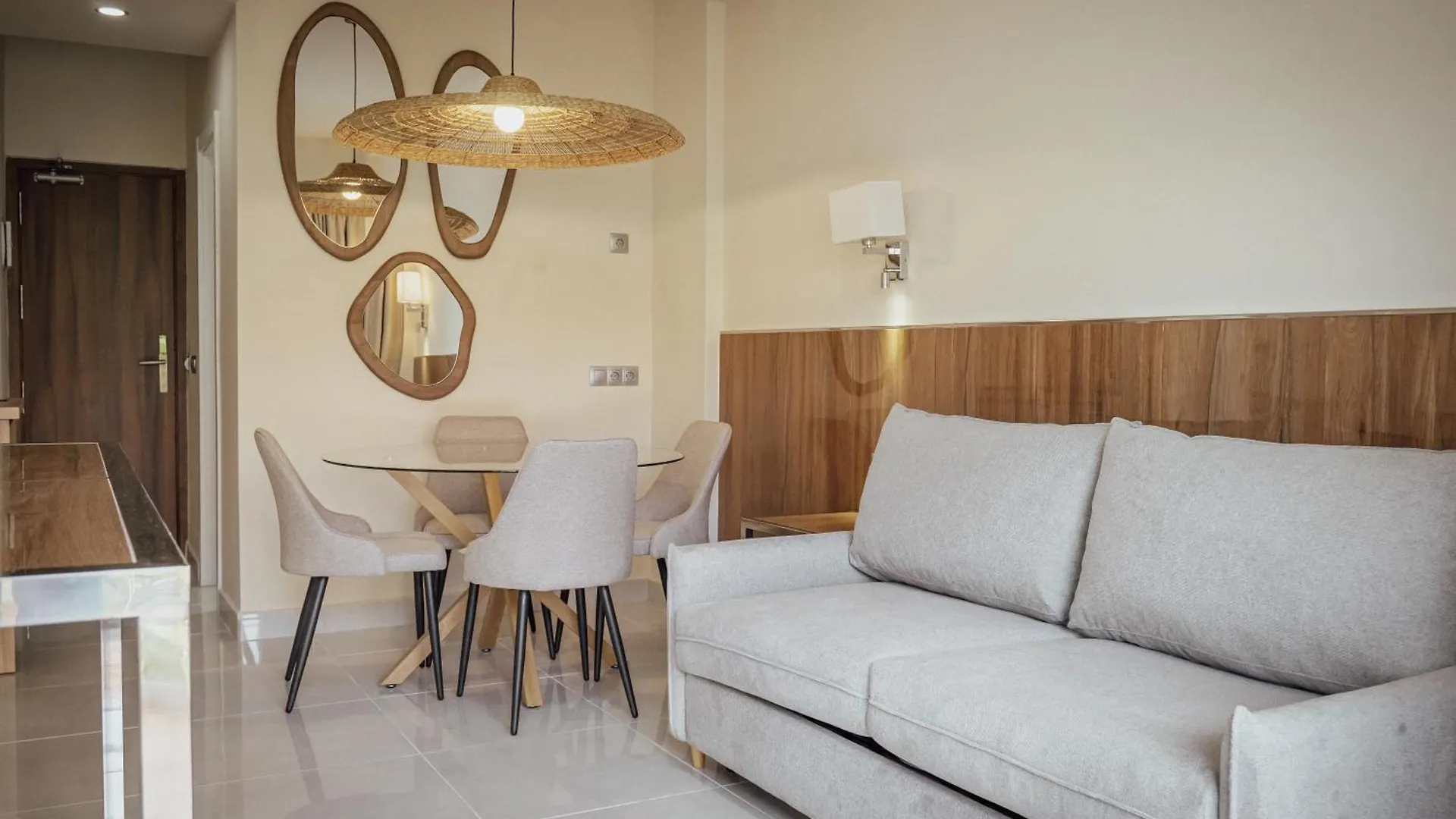 Apartamentos Buendia Suites - Torremolinos Centro 0*,
