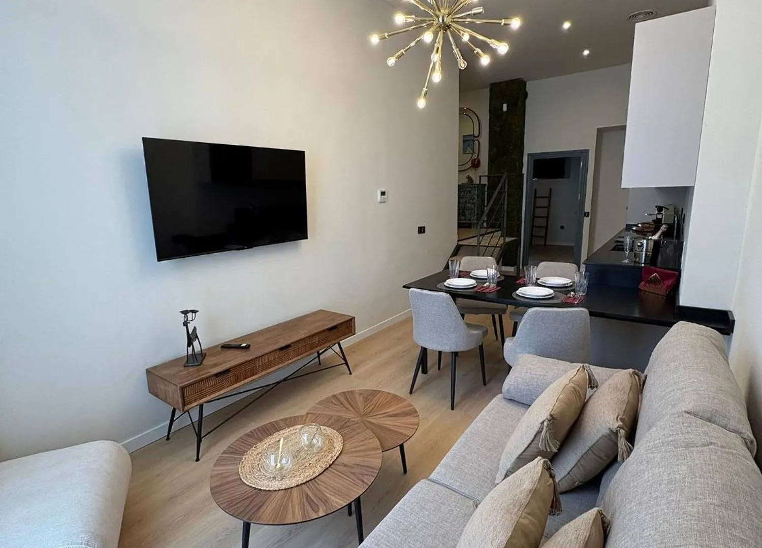 Apartamentos Buendia Suites - Torremolinos Centro Apartahotel