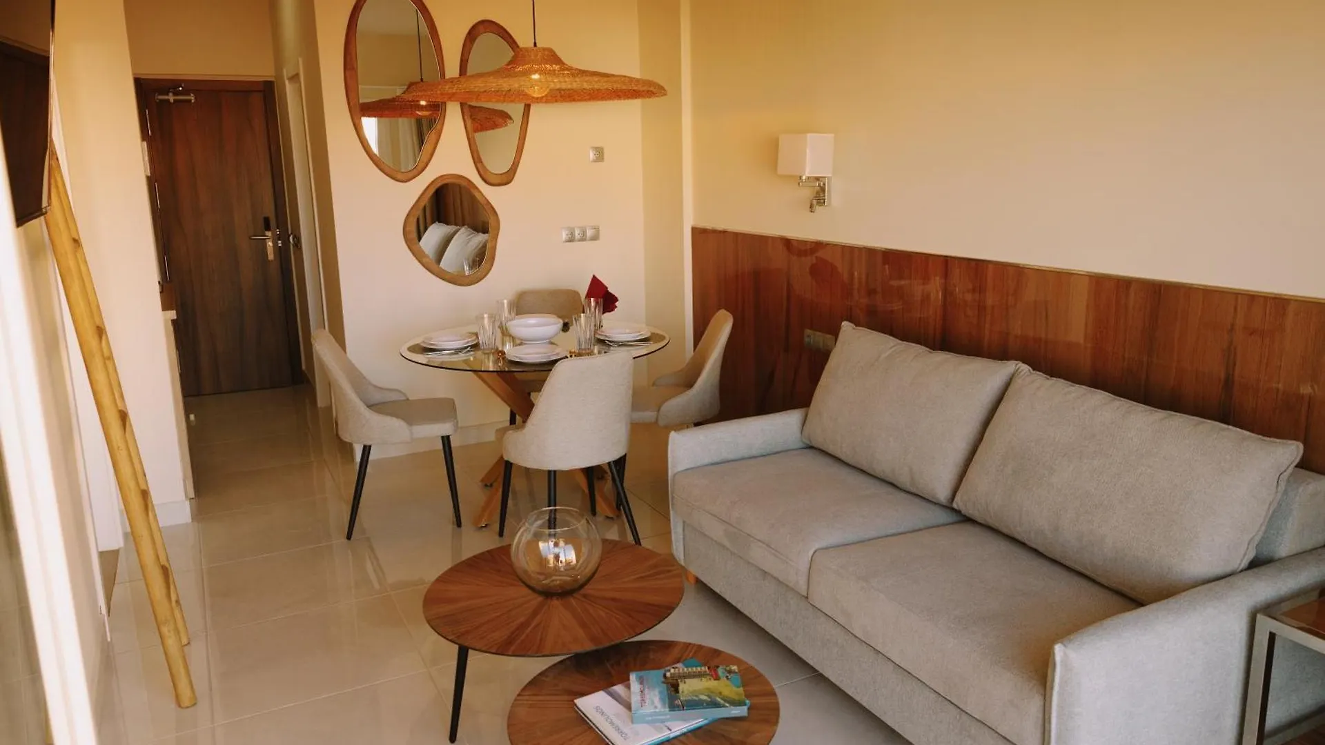 Apartahotel Apartamentos Buendia Suites - Torremolinos Centro